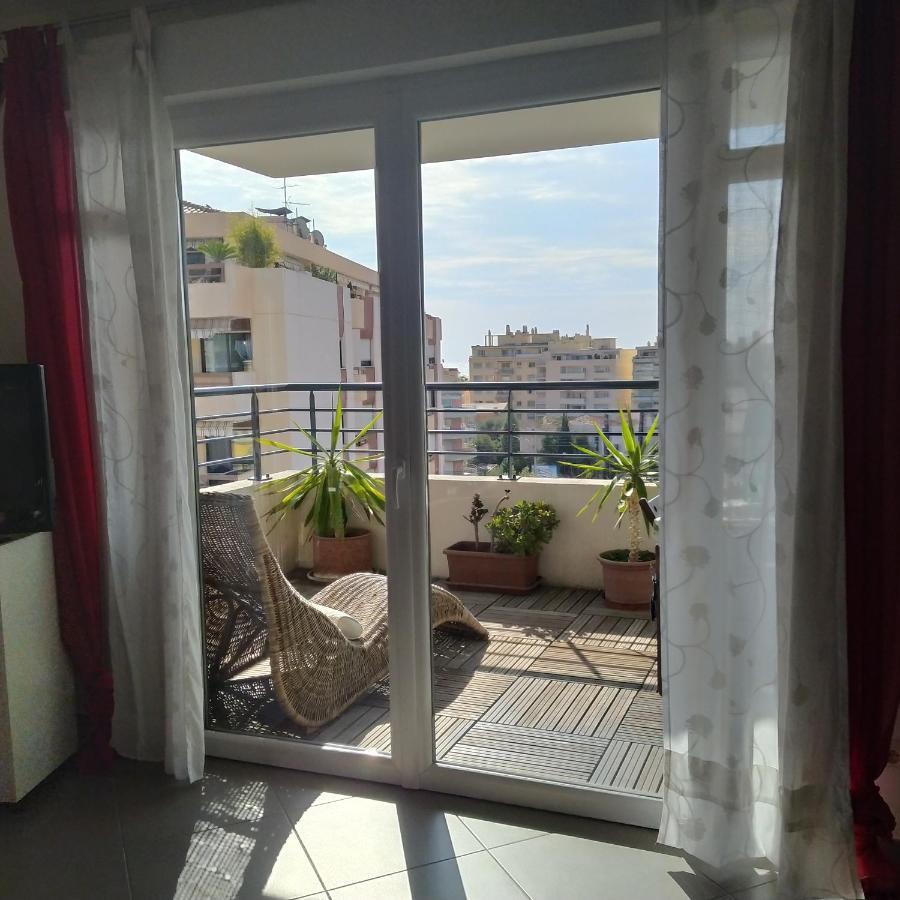 Menton Park Apartment Luaran gambar